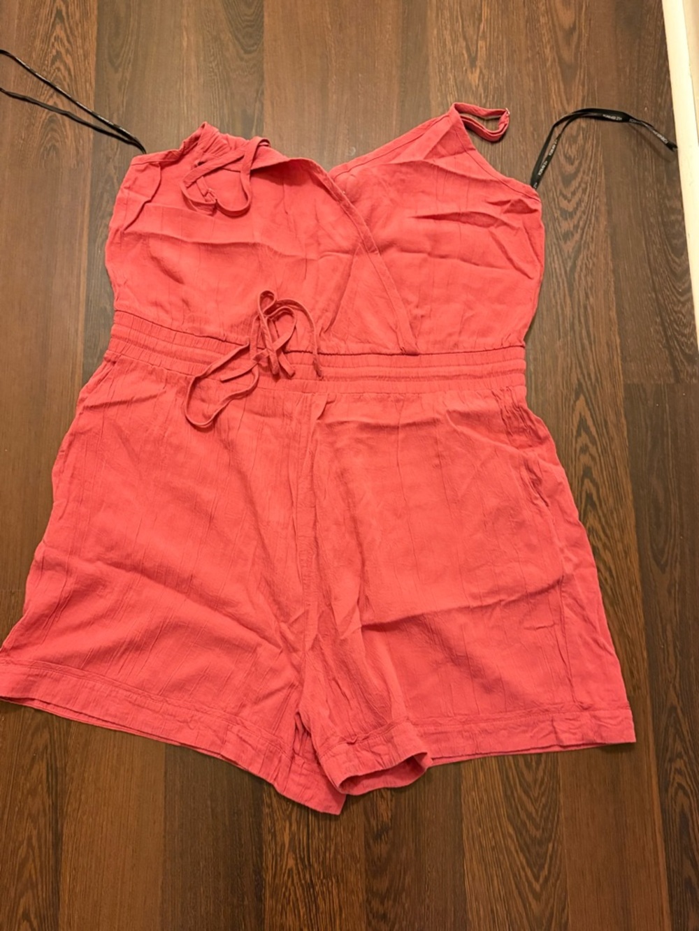 Forever 21 Romper Size 0x (Cart D-118)